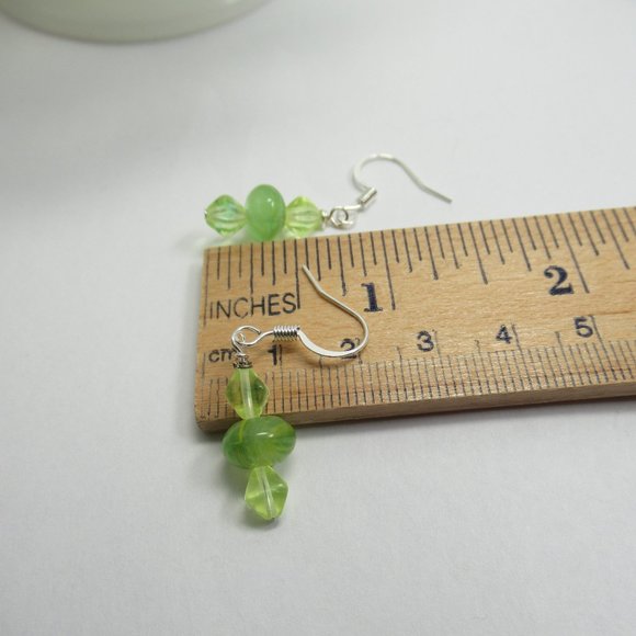 Uranium glass bead earrings - Picture 7 of 12